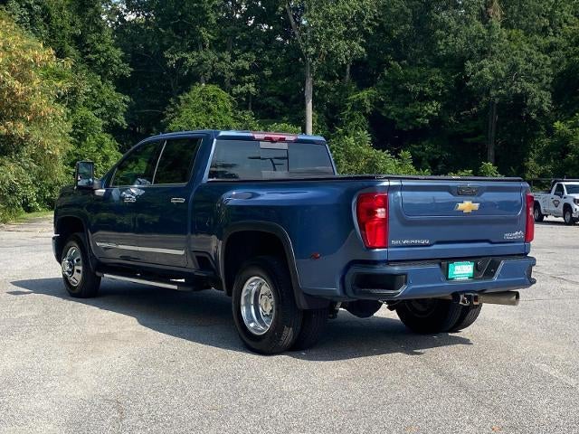 2025 Chevrolet Silverado 3500 HD High Country