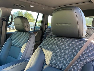 2027 GMC Acadia AWD Denali