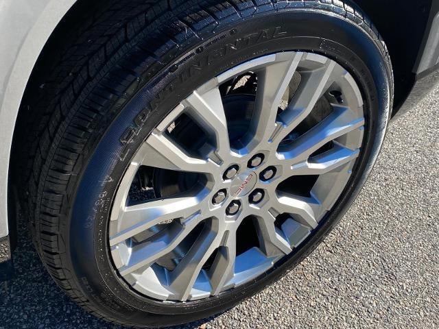 2027 GMC Acadia AWD Denali