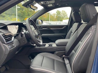 2026 GMC Acadia FWD Denali