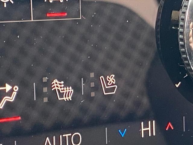 2026 GMC Acadia FWD Denali