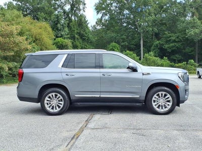 2022 GMC Yukon SLT