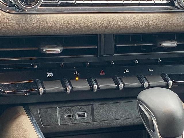 2025 GMC Canyon 4WD Denali