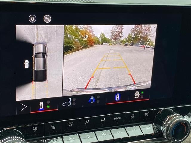 2025 GMC Canyon 4WD Denali